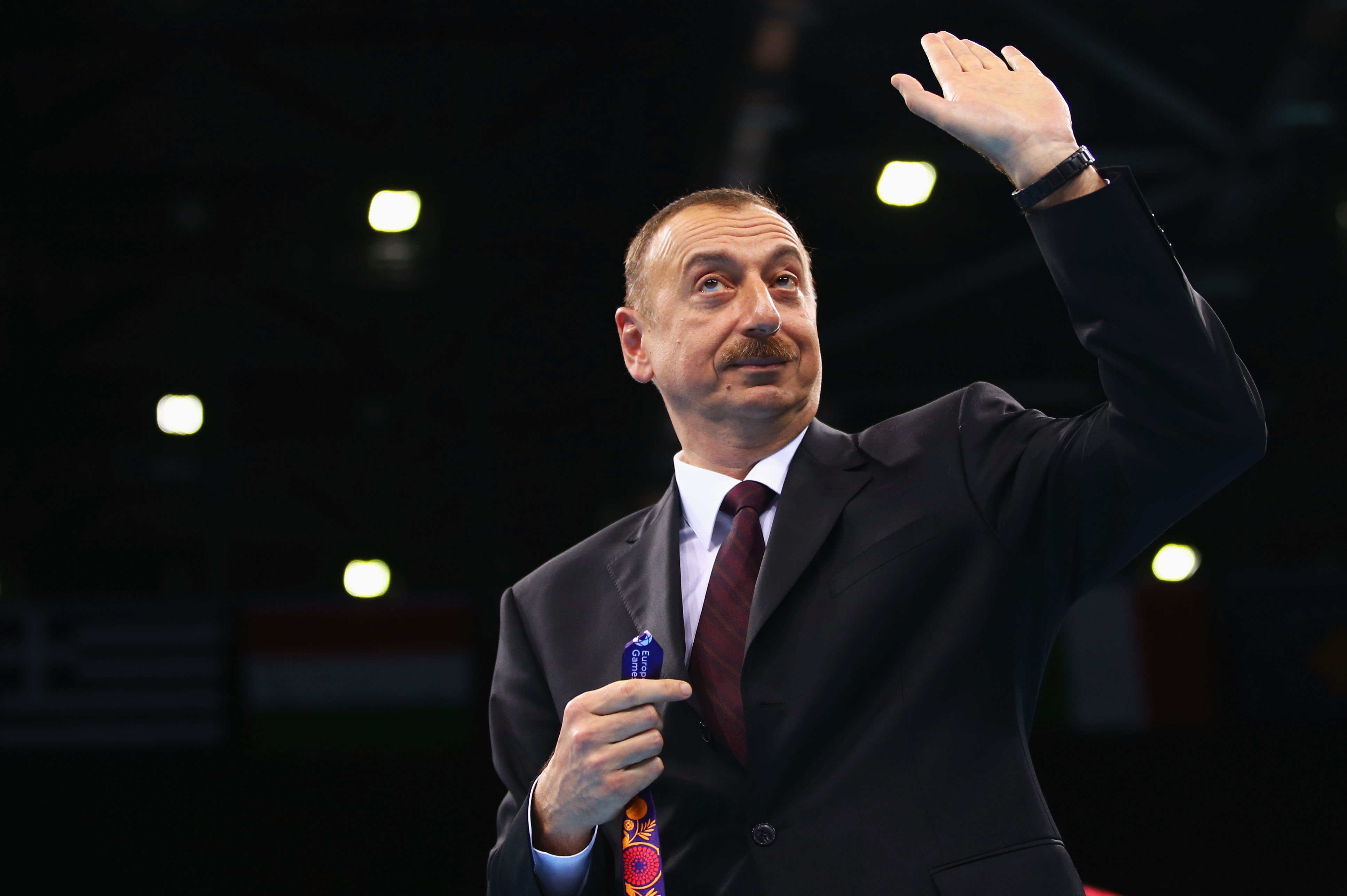 Tangenti E Caviale Cos L Azerbaijan Ha Corrotto Un Politico Italiano