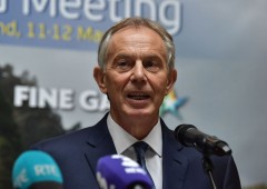 Brexit, ex premier Blair vuole un secondo referendum