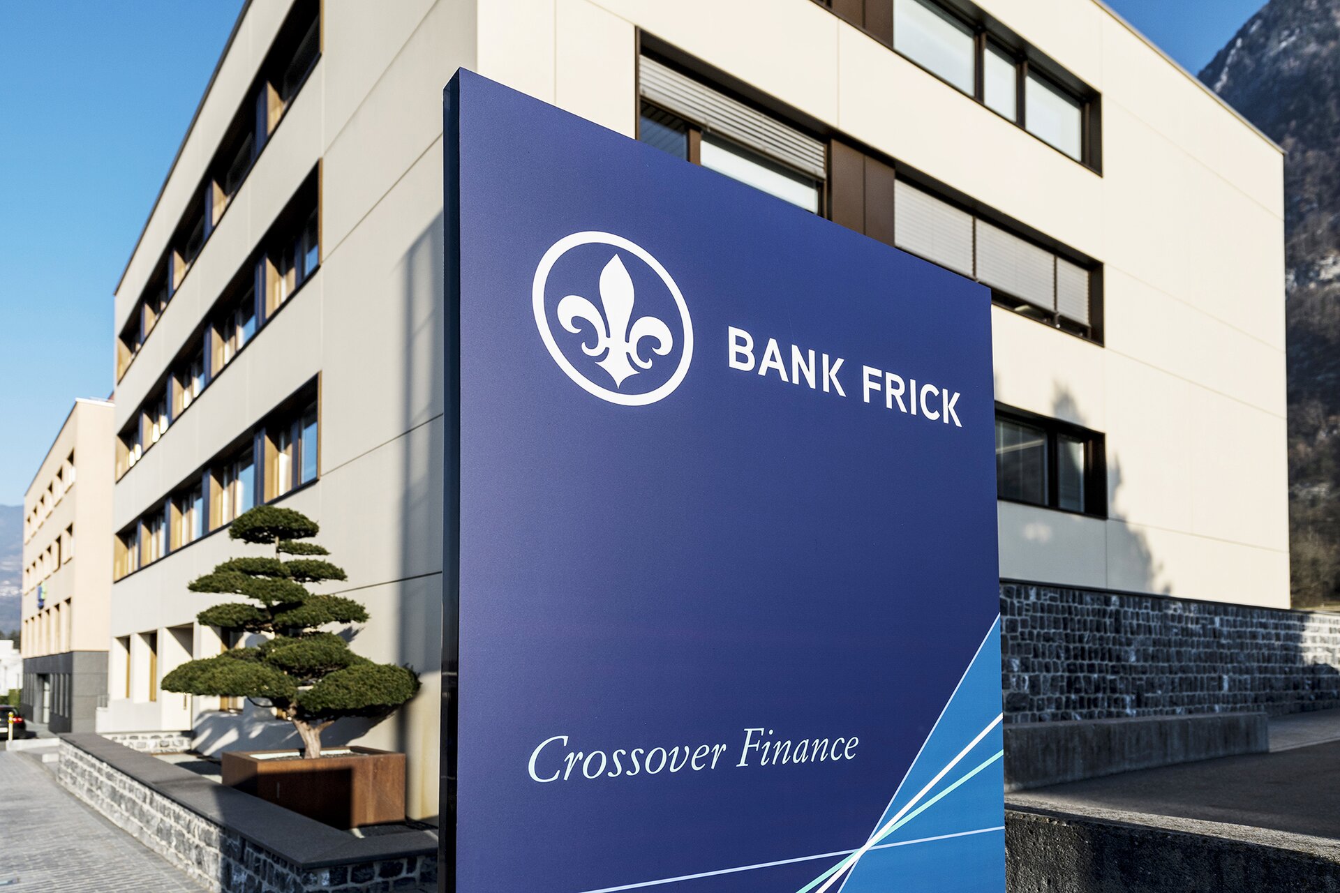 Bank of Lichtenstein oferece investimento direto em criptomoedas