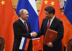 Nuovo ordine mondiale: Russia e Cina affilano le armi