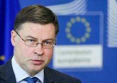 Coronavirus, Dombrovskis: “Aperti a discutere sui conti pubblici dell’Italia”