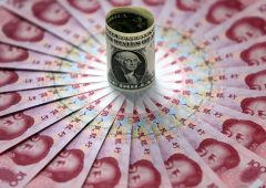 Mercati, domina l’avversione al rischio: dollaro batte yuan