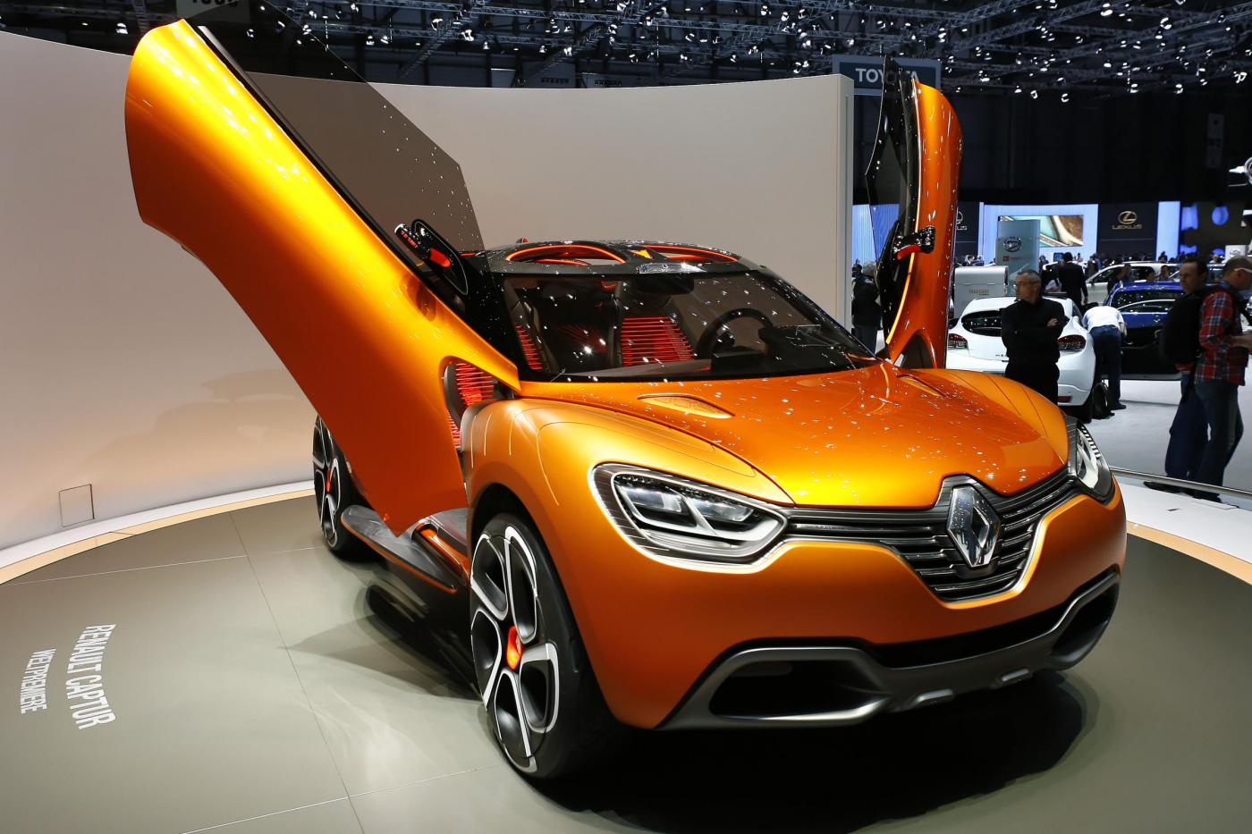 Renault vende il 2,5% di azioni Nissan per 358 milioni euro