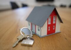 USA: vendite di case sono scese ai minimi di 13 anni in ottobre