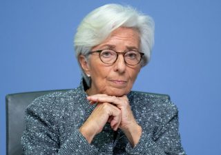 Lagarde (Bce): crescita a rischio per guerra e crisi energetica