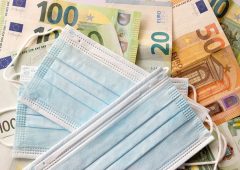 Contanti, 9 mln di italiani non useranno banconote per paura Covid