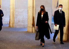 Crisi di governo: Renzi punta alla Boschi come ministro dell’Economia