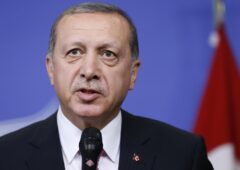 Turchia: lira tocca nuovo minimo storico