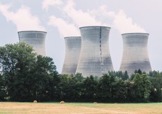 Nucleare e gas potrebbero diventare investimenti verdi nella Ue
