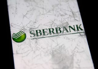 Sberbank e oro in black list: l'Ue studia nuove sanzioni contro la Russia