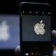Apple, stop agli iPhone 12 in Francia per rischio radiazioni. Come controllare i valori SAR dello smartphone