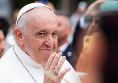 Il Papa estromette le banche e centralizza tutti i conti nello Ior