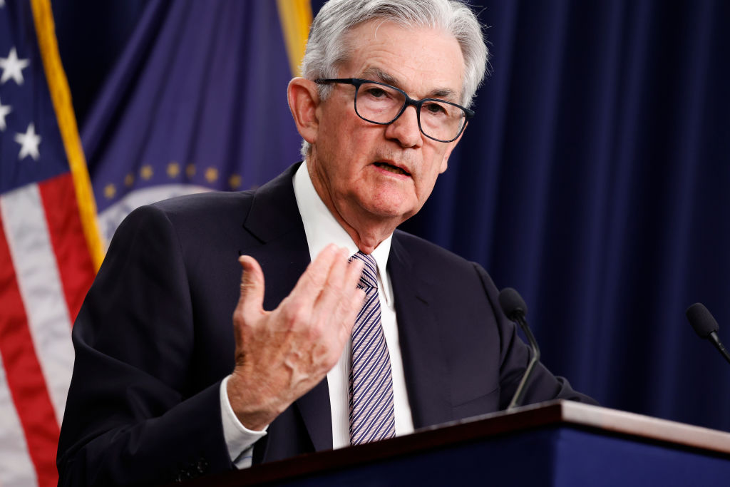 Tassi Fed, Powell: da inflazione Usa progressi non sufficienti verso target 2%