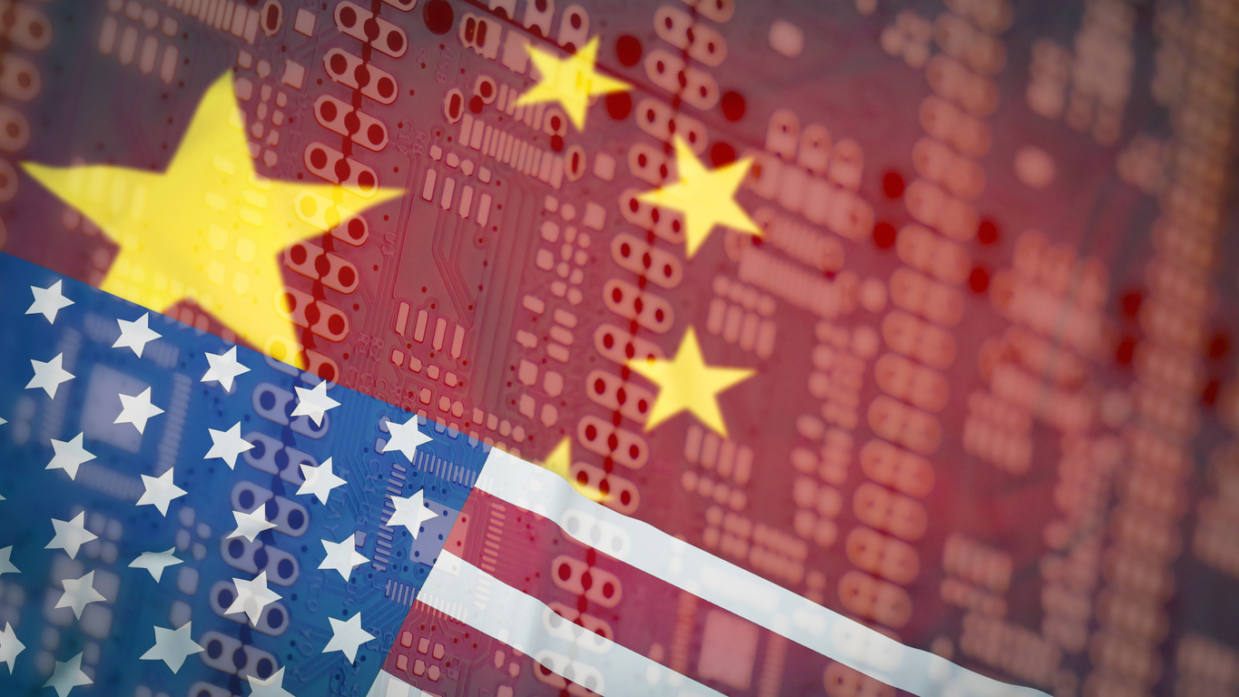 Continua braccio di ferro Usa-Cina: Pechino alza i dazi su import Usa al 125%