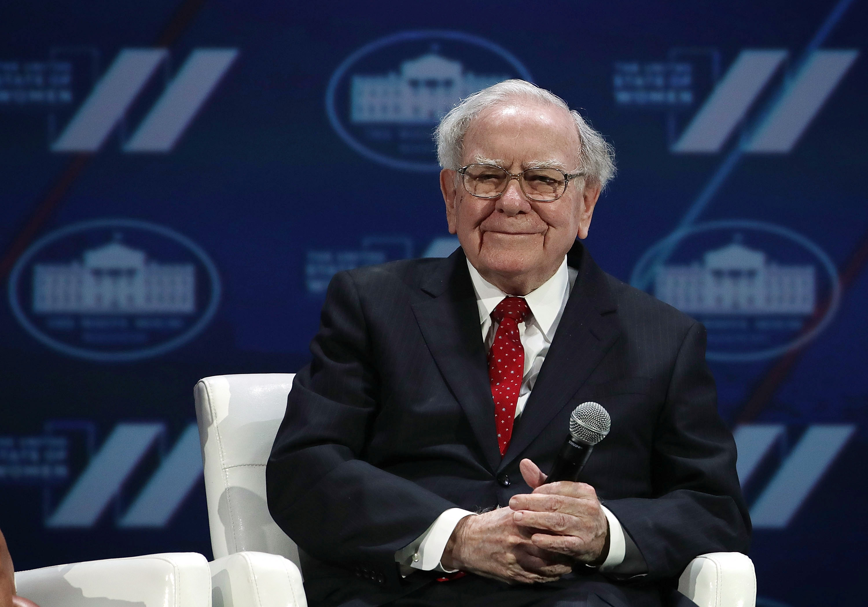 La Berkshire di Buffett si muove sui mercati, le ultime operazioni di maggio